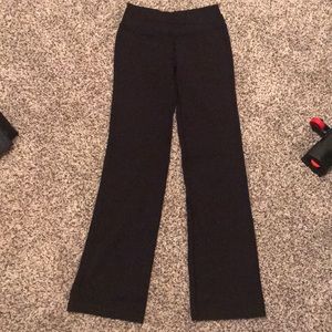 Lululemon yoga pants